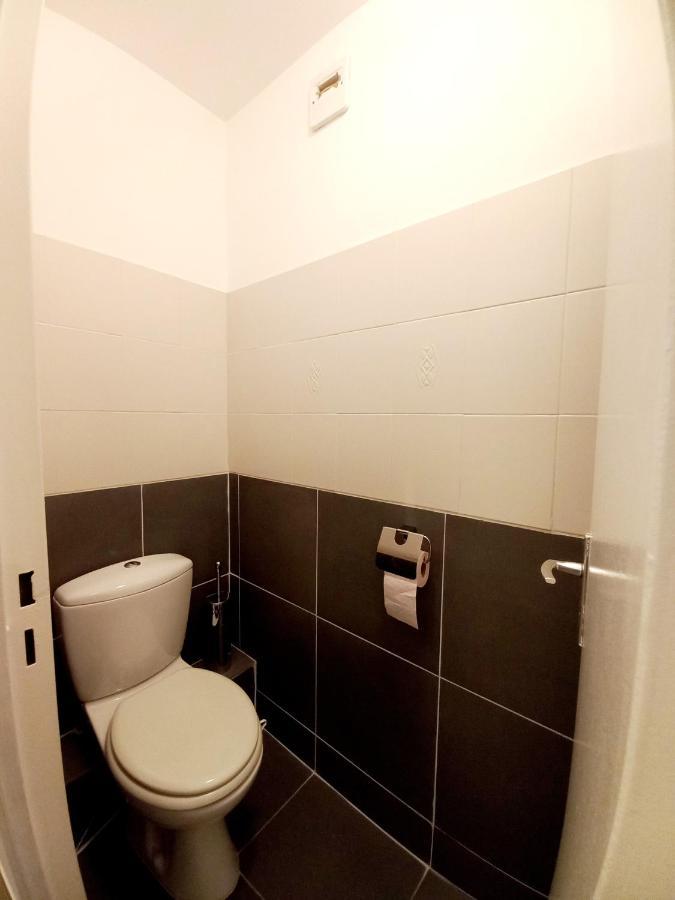 Cosy'N Paris - Parking Secure - Metro 14 - Wifi - Terrace - Premium Bedding Apartment Gentilly Exterior foto